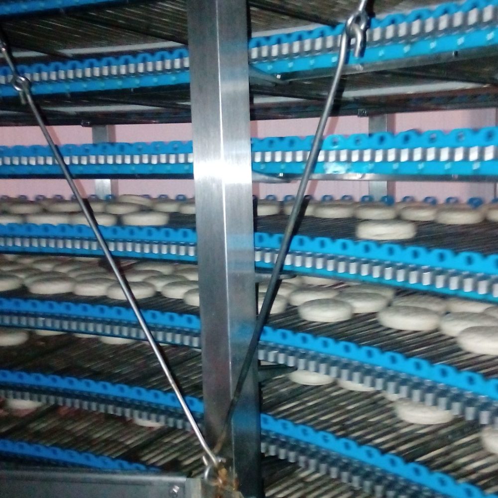 Línea productiva industrial diseñada y fabricada a medida por Metal Pro Service