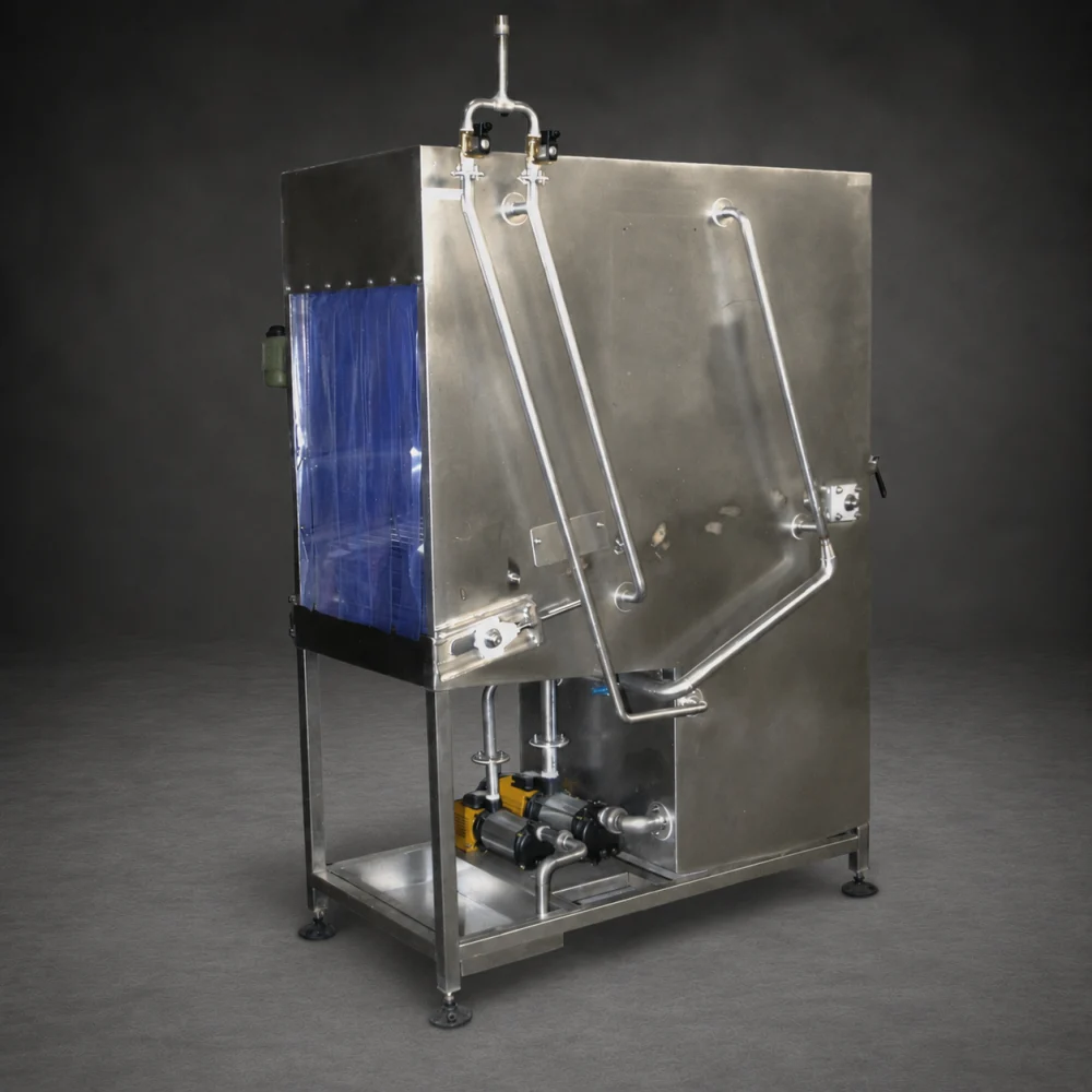 Lavadora de cajas industrial fabricada por Metal Pro Service para limpieza y sanitización de cajas plásticas en Chile.