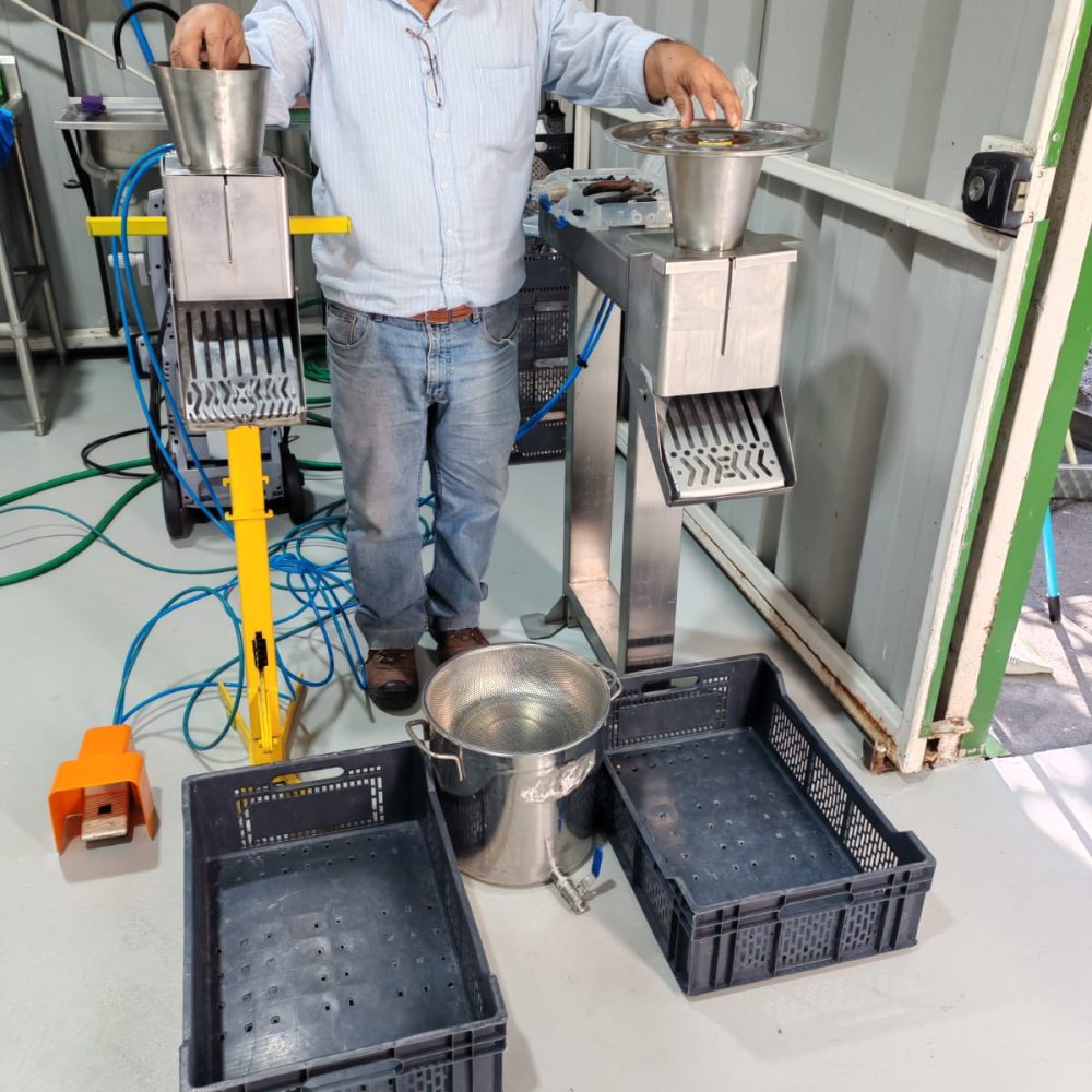 Línea productiva industrial diseñada y fabricada a medida por Metal Pro Service