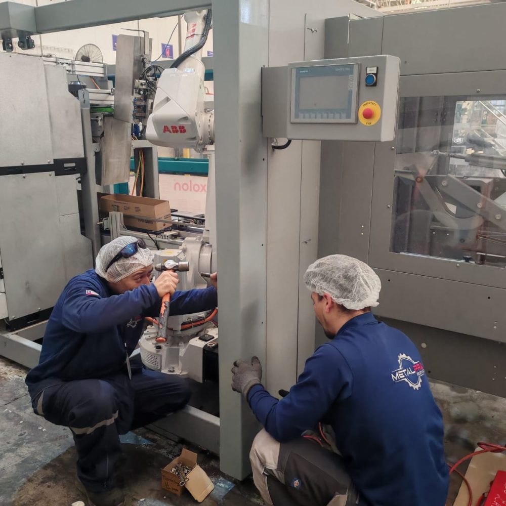 Línea productiva industrial diseñada y fabricada a medida por Metal Pro Service