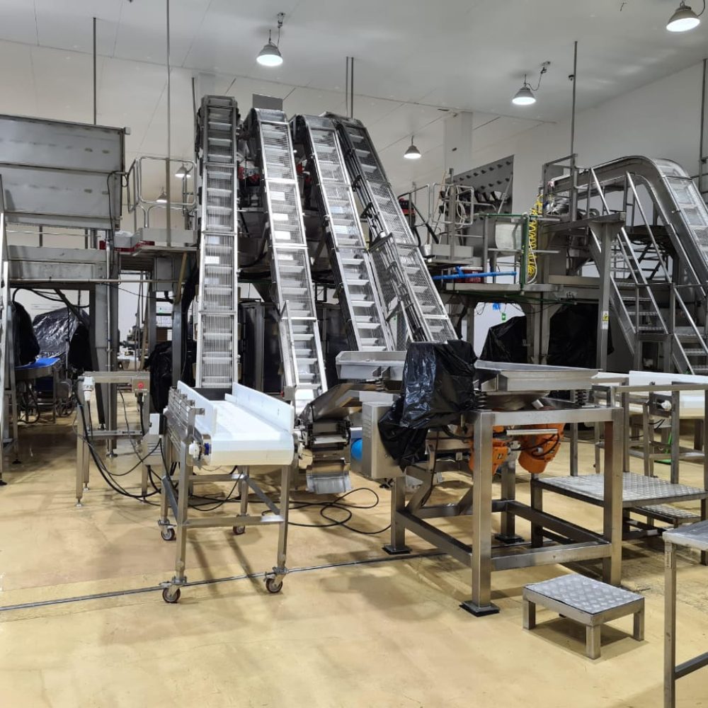 Línea productiva industrial diseñada y fabricada a medida por Metal Pro Service